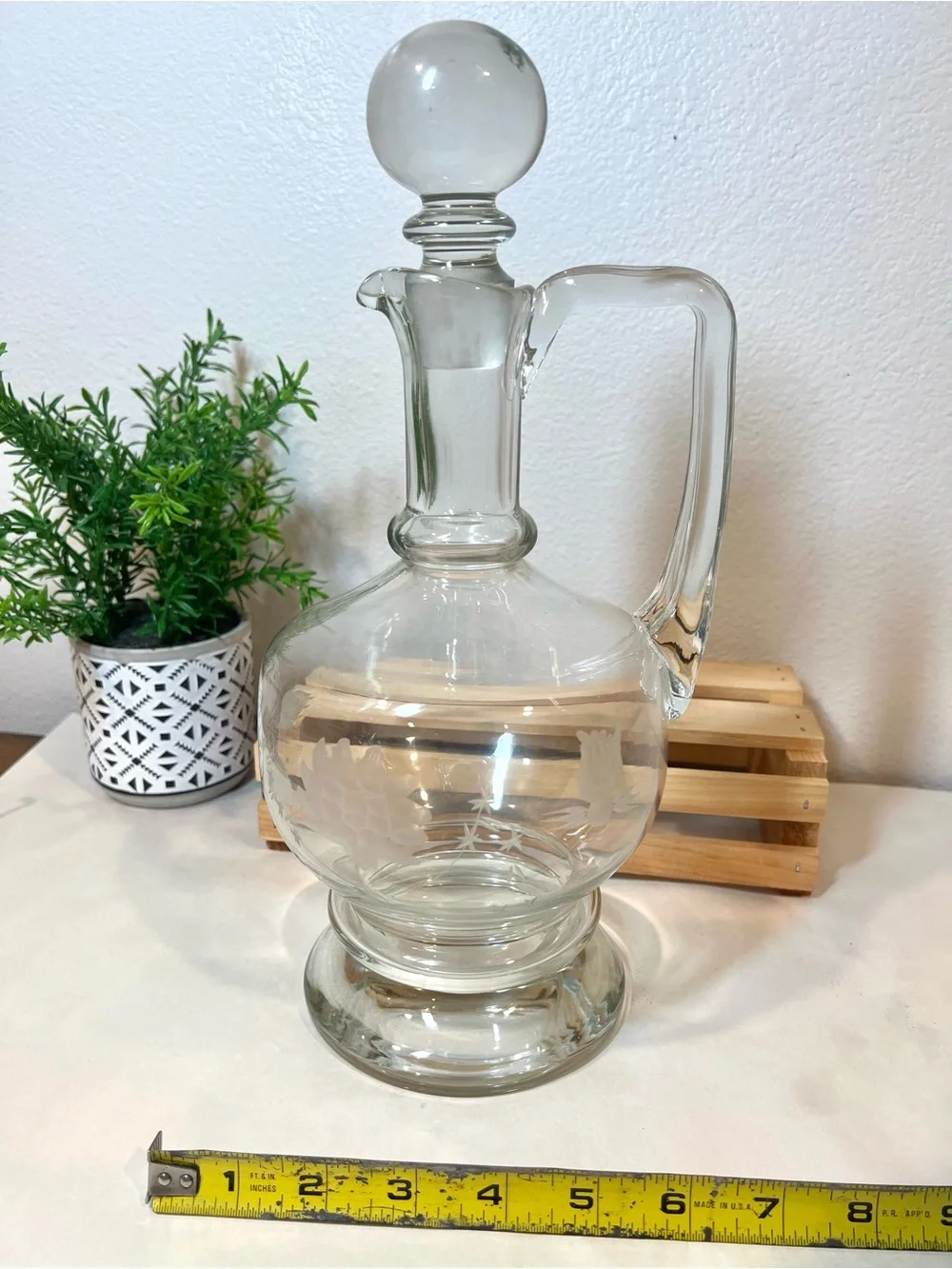 Toscany Vintage Hand-Blown Etched Glass Decanter w Globe Stopper | EUC | HEAVY